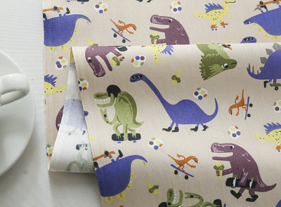 Tela Estampada de Sarga con Diseños Infantiles Creativos - Image 3