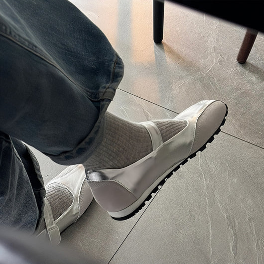 Pumps de Cuero Genuino Flor de Liza Plateado - Image 3