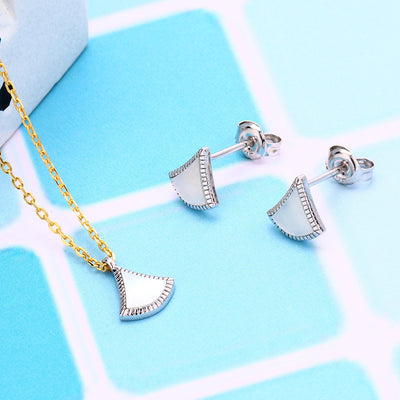 Aretes de Concha Blanca con Personalidad Simple para Mujer - Image 5
