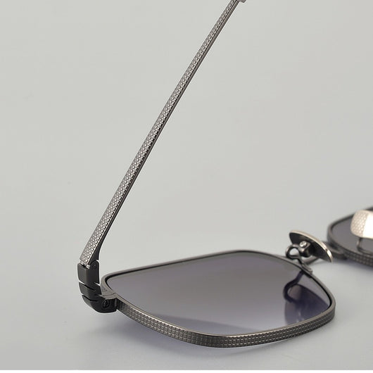 Gafas de Titanio Puro con Diseño Cuadrado Doble Varilla para Miopía Hombre - Image 4