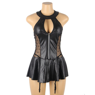 Camisón Sensual con Detalles de Encaje y Cuero en la Espalda
