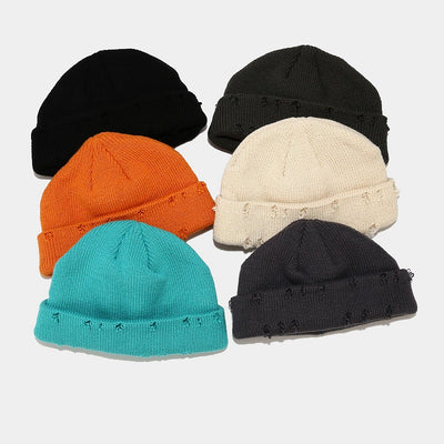 Gorro de Lana Tejida con Perforaciones - Image 6