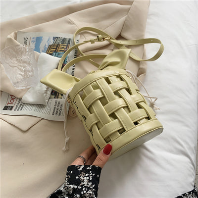 Bolsa Tejida Hueca de Verano - Diseño Exclusivo Tipo Cubo Portátil - Image 9