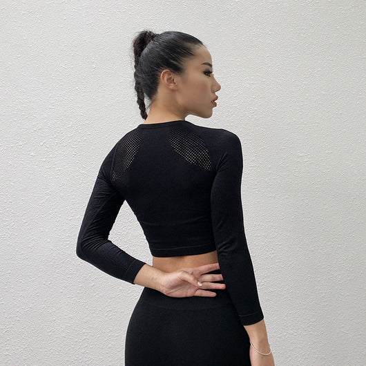 Top Deportivo Ajustado de Manga Larga con Detalles Calados - Secado Rápido para Yoga y Fitness - Image 3