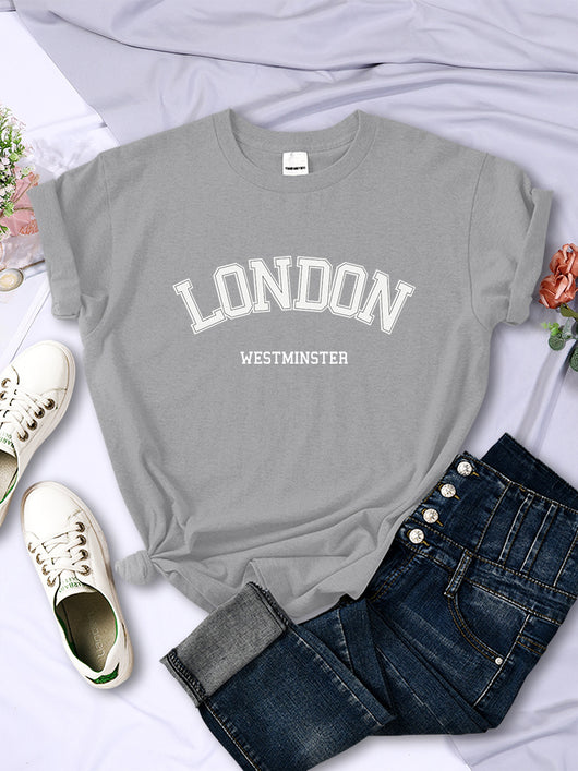 Blusa Fresca de Verano con Letras - Manga Corta Transpirable - Image 6
