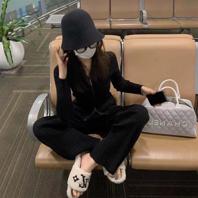 Conjunto Deportivo Mujer Pantalón Ancho Tejido Estilo Hong Kong - Image 3