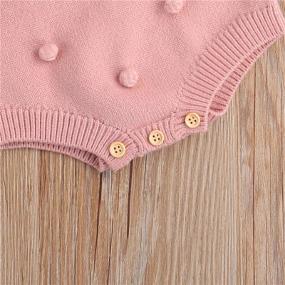 Enterizo Tejido para Bebé Niña con Detalles de Bolitas Decorativas - Image 9