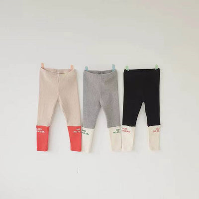 Leggings Infantiles con Letras Bordadas para Niños - Image 9