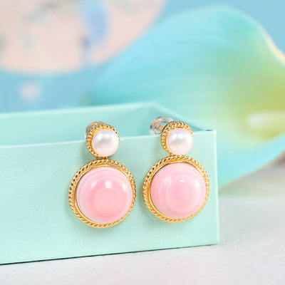 Aretes de Plata S925 con Concha Rosa y Diseño Geométrico Minimalista - Image 4