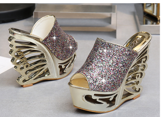 Zapatos de Novia en Oro y Plata - Image 15