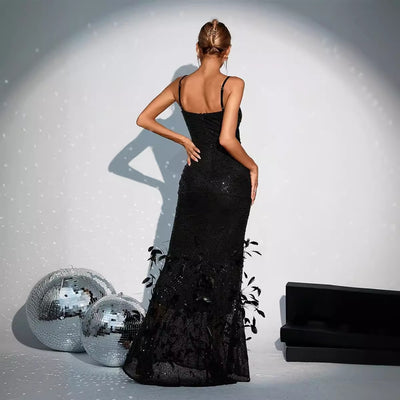 Vestido Sling Negro con Lentejuelas de Pluma - Image 3