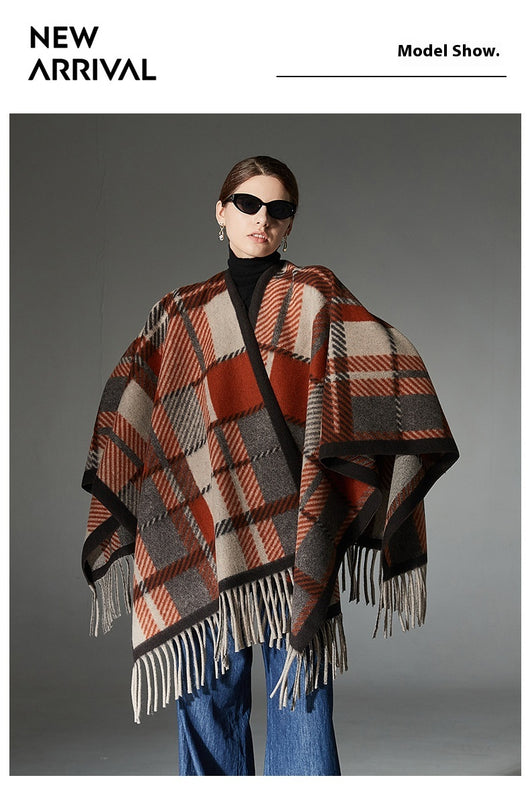 Chal Cuadriculado con Borlas Europeo y Americano en Camel - Image 7