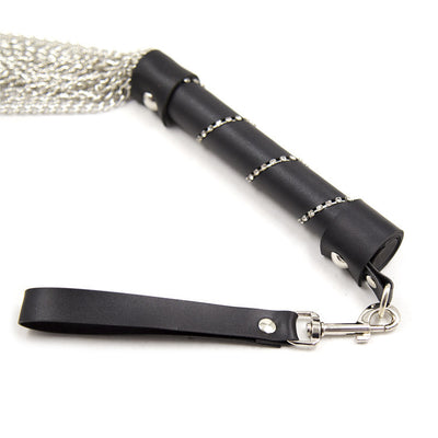 Set de Accesorios de Cuero con Cadena y Látigo para Parejas - Image 3