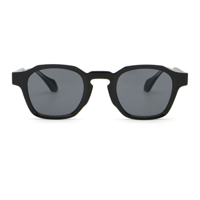Classic fashion sunglasses with a black and tortoiseshell quadrilateral frame and dark green lenses, angled view. - Image 2