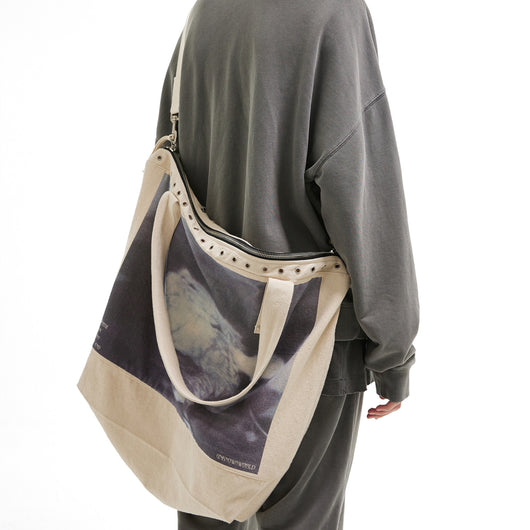 Bolsa Tote Canvas con Estampado de Ojetes Zip