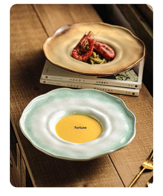 Plato Hondo Elegante con Diseño de Sombrero Francés de Paja - Image 9