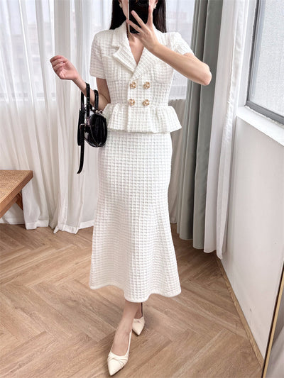Vestido Tejido Blanco Puro Cuello V con Detalle Hueco - Elegancia Dignificada - Image 16
