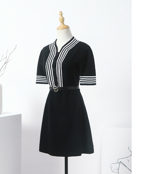 Vestido Negro Elegante Estilo Hepburn - Diseño Francés Slim para Mujer - Image 11