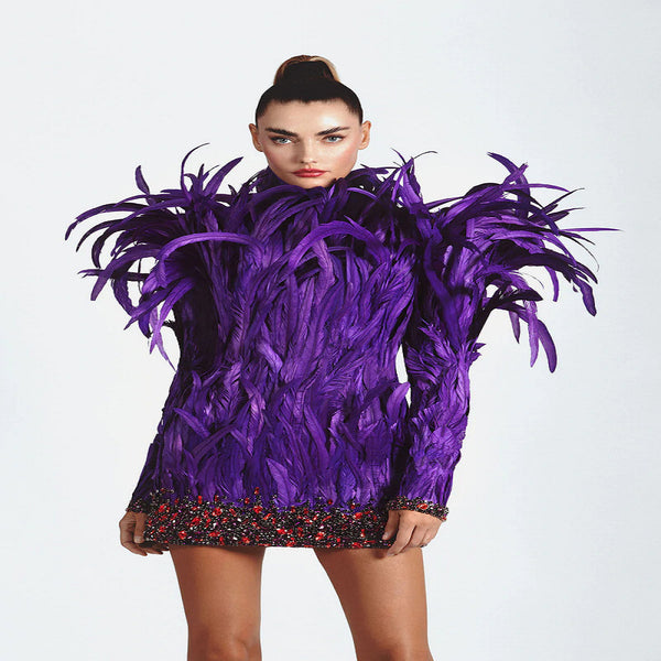Vestido Elegante Largo con Plumas Premium y Mangas Largas