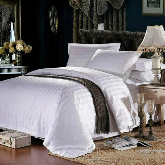 Juego de Cama de Hotel de Cuatro Piezas - Image 10