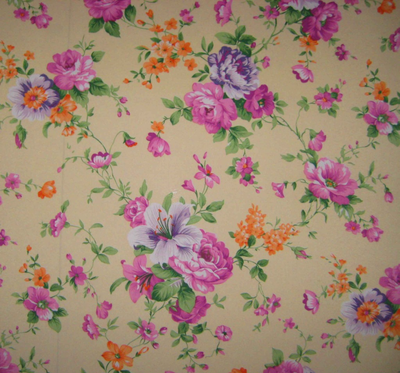 Tela de Poliéster Estampada Piel de Melocotón con Diseño de Peonía Multicolor - Image 11