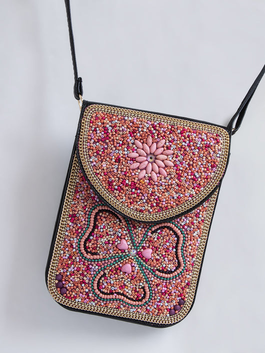 Bolsa Bohemia para Celular con Cuentas y Concha Marina - Image 11
