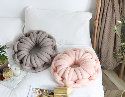 Almohada Anillo Donut para Selfies - Cojín Nudos Decorativo - Image 13