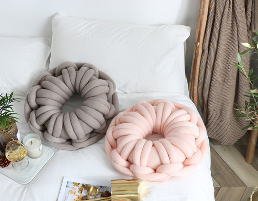 Almohada Anillo Donut para Selfies - Cojín Nudos Decorativo - Image 13