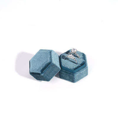 Caja de Terciopelo Hexagonal para Joyas Premium - Image 17
