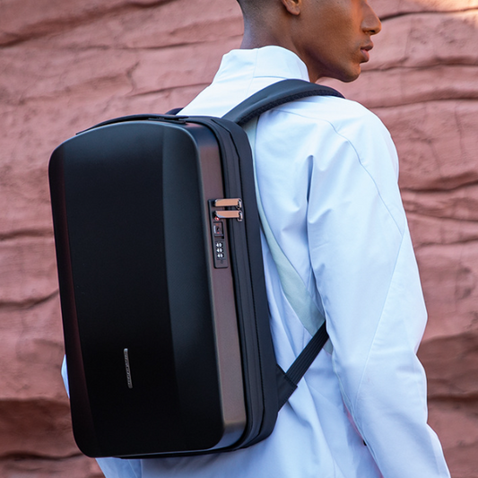 Mochila Resistente para Laptop 17.3" - Diseño Blindado Anti-Presión