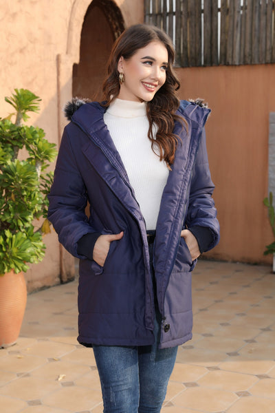 Abrigo Largo Entallado con Capucha para Mujer Talla Grande - Image 9