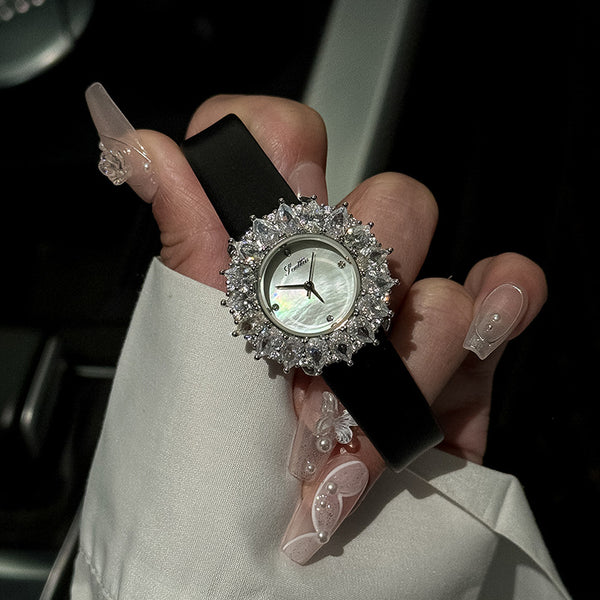 Reloj de Lujo Asequible para Mujer con Diamantes