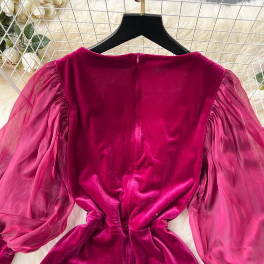 Vestido Vintage de Terciopelo Lujo Accesible con Mangas Farol - Image 9
