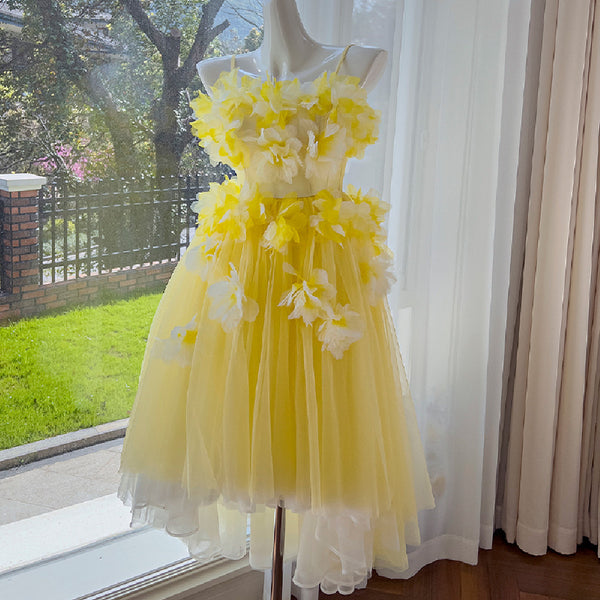 Vestido Strapless de Malla Floral con Tirantes