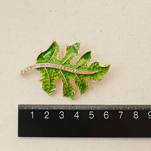 Broche de Hoja de Arce Transparente - Image 10