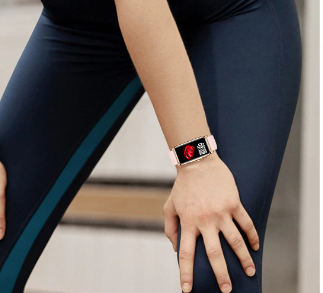 Pulsera Deportiva Inteligente con Pantalla 1.47" y Bluetooth - Image 2