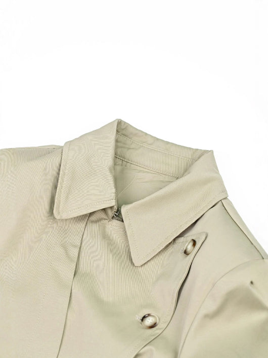 Short Estilo Trench Coat Clásico Británico Cintura Ajustada Caqui Claro - Image 29
