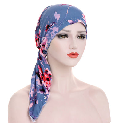 Turbante con Cola Curva y Flores - Gorro Tipo Pullover - Image 9