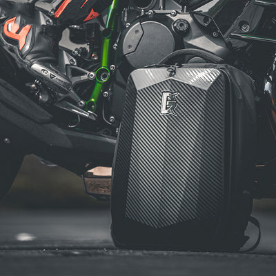 Mochila de Casco Duro para Motociclista con Protección de Hombro - Image 2