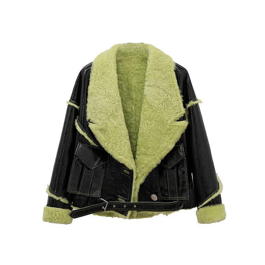 Blusa de Lana de Cordero Verde Aguacate con Solapa - Image 7