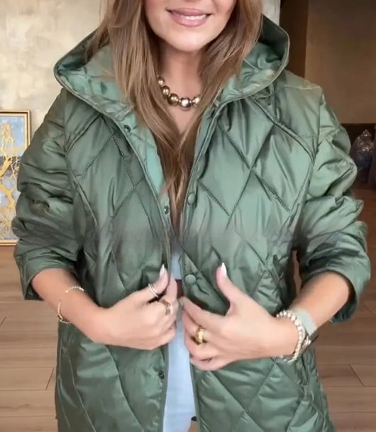 Chaqueta Acolchada Ligera con Capucha para Mujer - Diseño Rombo Casual - Image 6