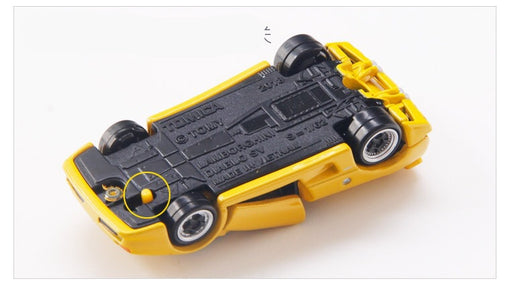 Modelo de Auto Aleación Simulado con Detalles Realistas - Image 18