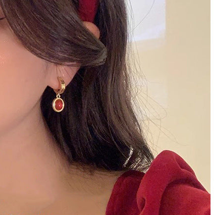 Aretes Retro Ojo de Gato Rojo Estilo Francés - Image 2