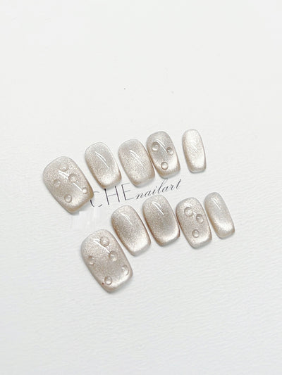 Uñas Postizas Cat Eye con Perlas de Agua - Diseño Sólido Corto - Image 4