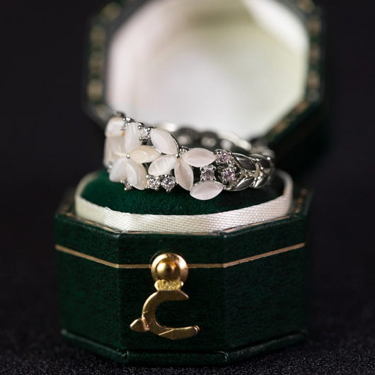 Anillo de Bodas Floral en Oro 18K, 14K y Plata con Diamantes para Mujer - Image 5