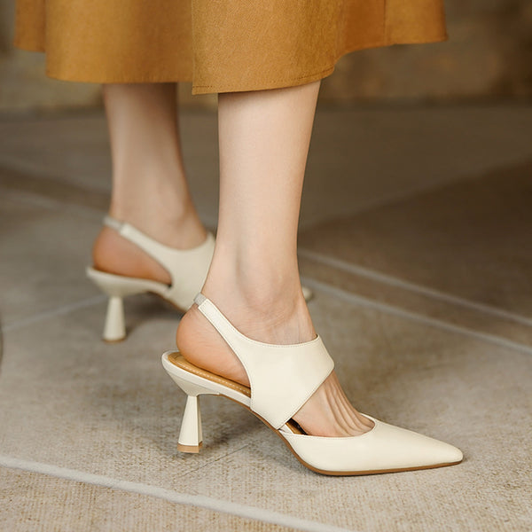 Zapatos Stiletto Puntiagudos con Detalles Calados - Elegancia Profesional