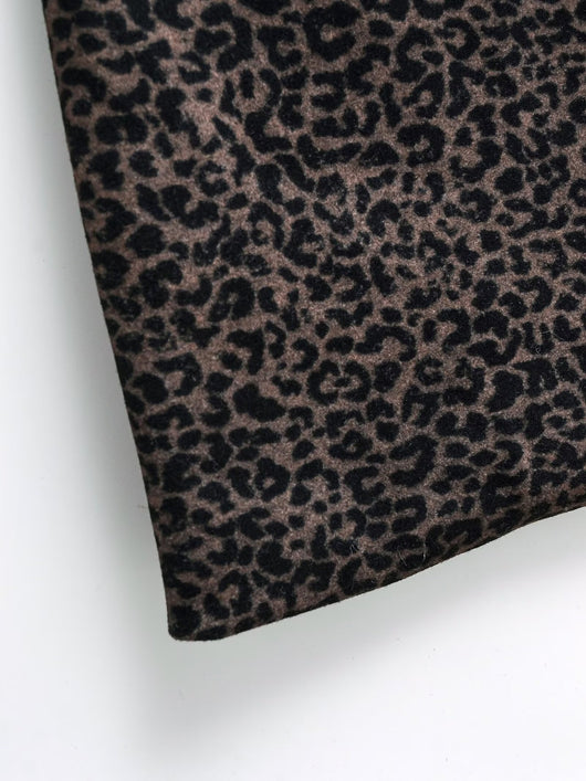 Abrigo Suelto Estampado Animal Print en Mezcla de Telas - Image 10