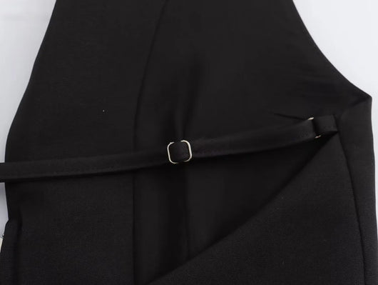 Blusa Escotada sin Espalda con Diseño de Cierre y Ajuste Ceñido - Image 13