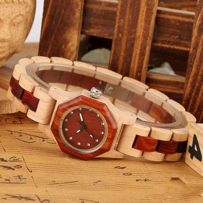 Reloj de Madera para Mujer con Bisel Octagonal y Diamantes - Image 7