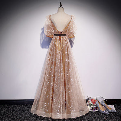 Vestido de Noche Dorado Ajustado para Eventos Corporativos - Image 4